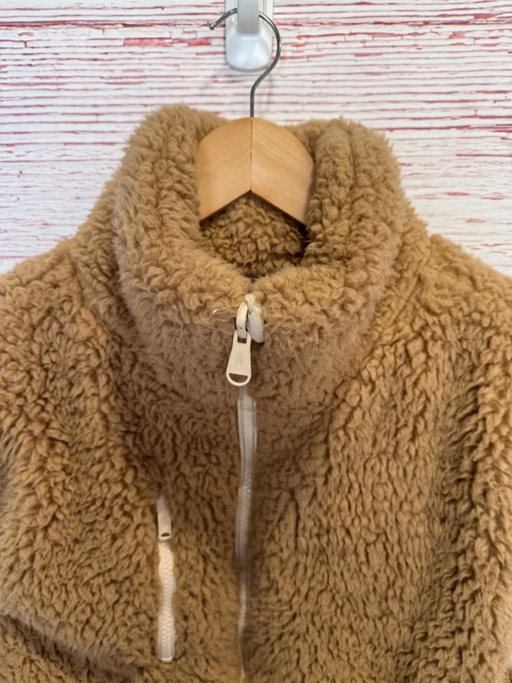 Free People Movement Highline Reversible Sherpa Vest in Almond Oil Combo Sz XS